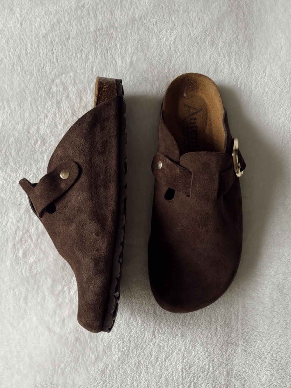 brown clogs - Picture 2 of 5
